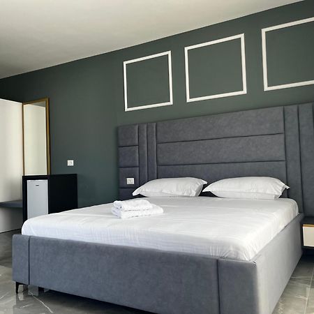 Leodori 3 Suites Shëngjin 外观 照片