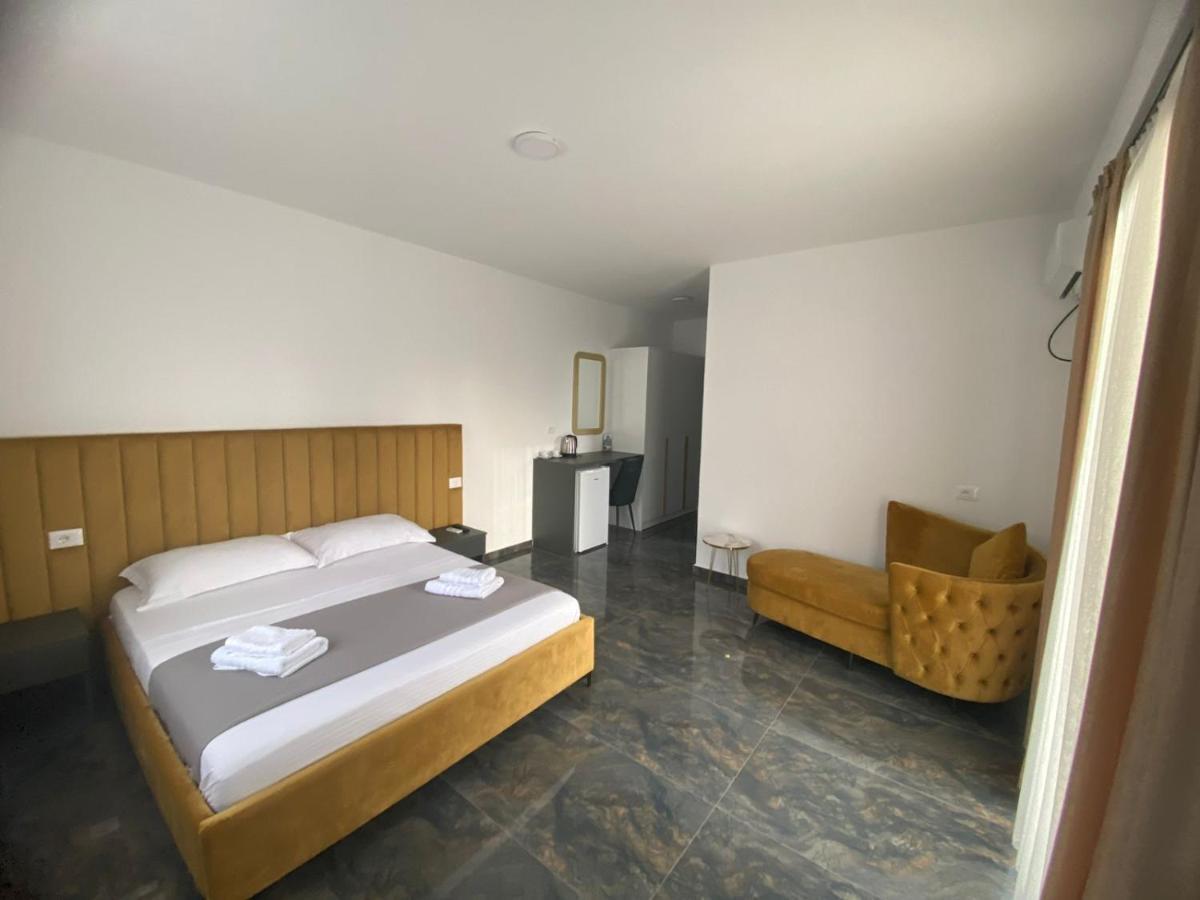 Leodori 3 Suites Shëngjin 外观 照片
