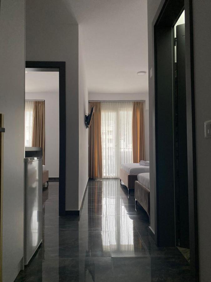 Leodori 3 Suites Shëngjin 外观 照片