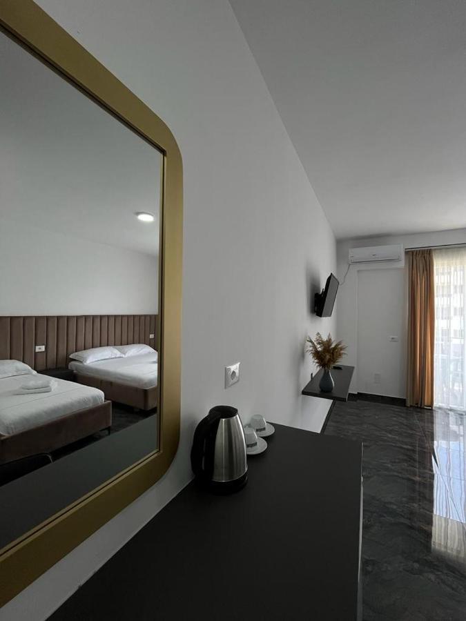 Leodori 3 Suites Shëngjin 外观 照片